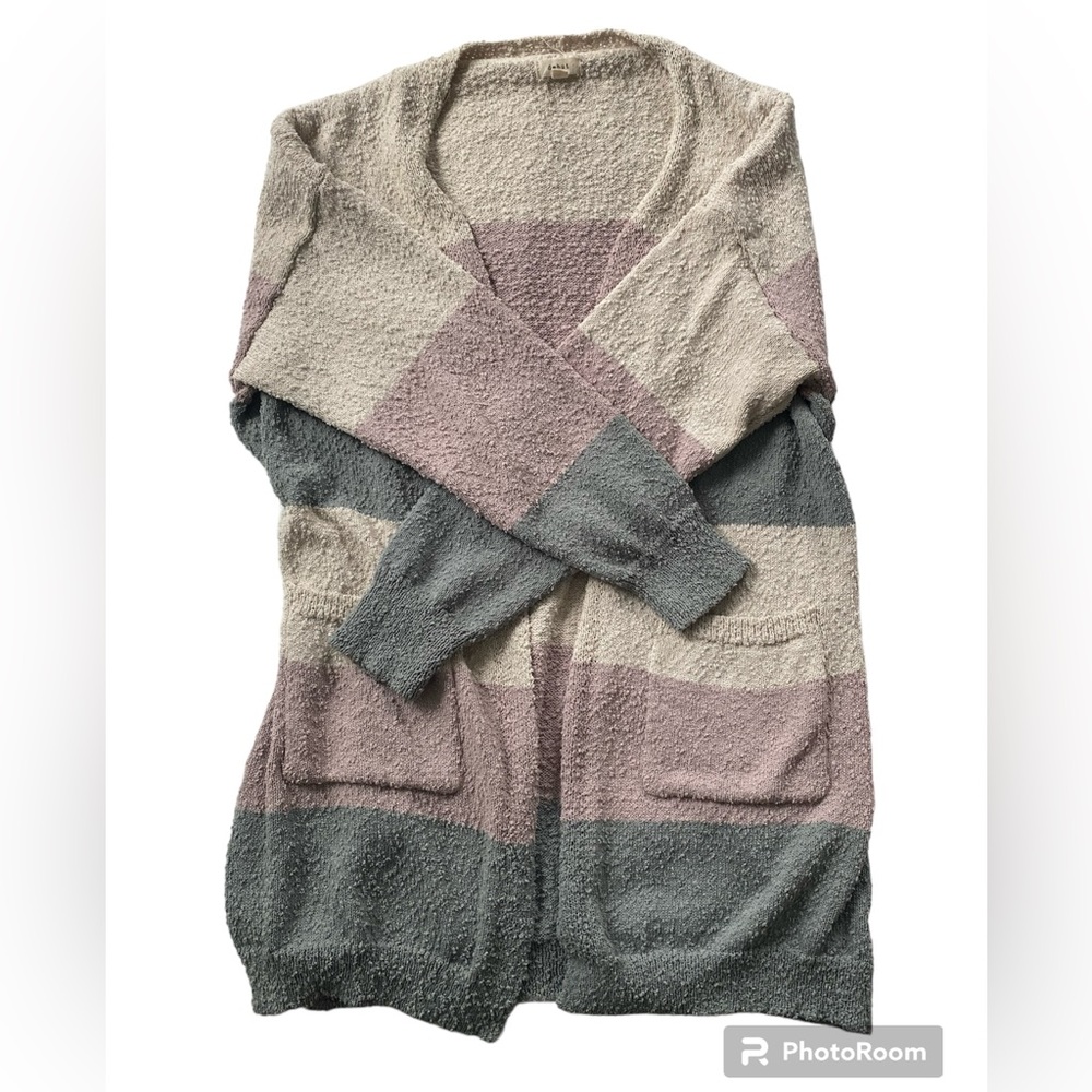 Debut Size Large sweater